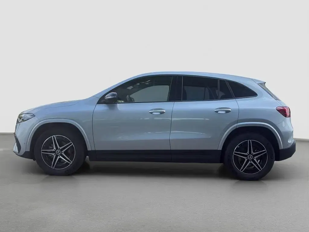 Gebraucht Mercedes EQA250+ AMG 150 kW (204 PS) 2025 Silber SUV
