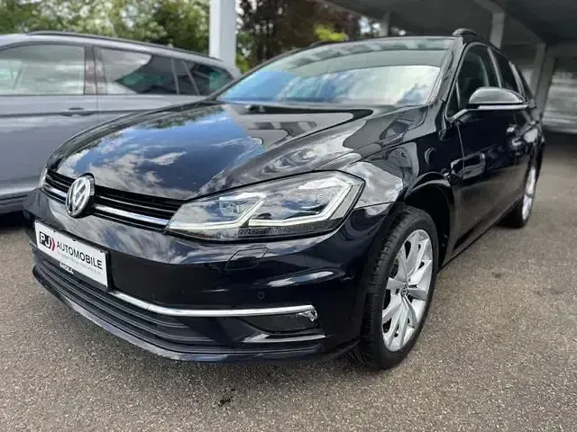 Gebraucht VW Golf VII Highline 150 PS (110 kW) 2020 Schwarz Kombi