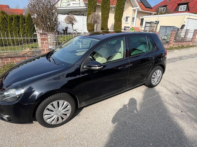 Gebraucht VW Golf VI Comfortline 122 PS (89 kW) 2009 Schwarz Kleinwagen