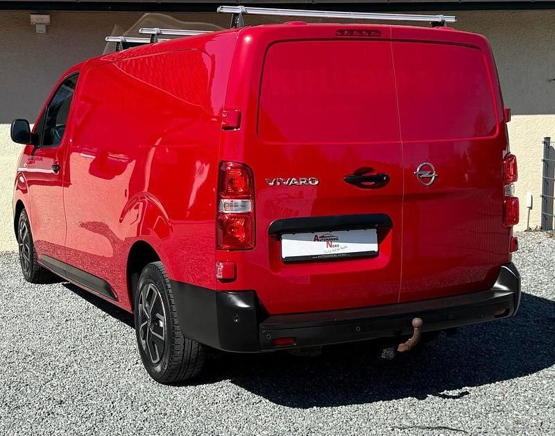 Gebraucht Opel Vivaro Elegance 177 PS (130 kW) 2021 Rot Van / Kleinbus
