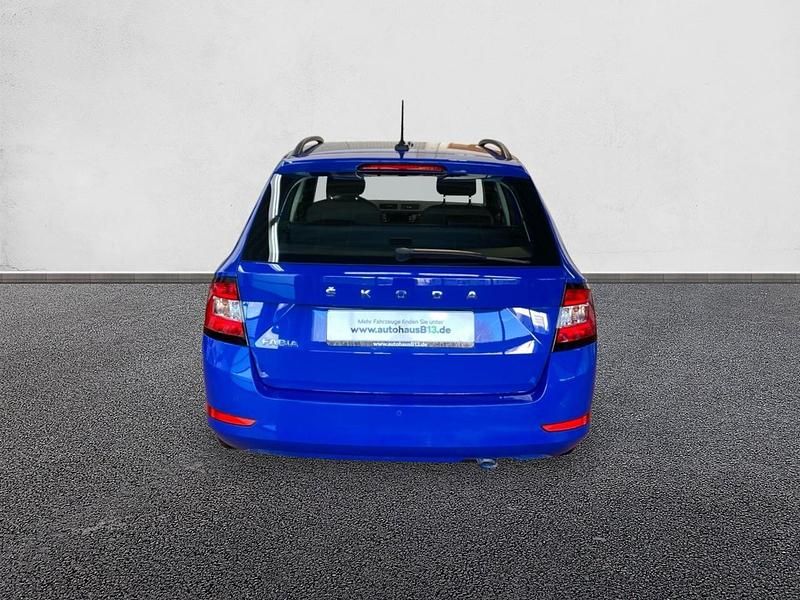 Gebraucht Skoda Fabia 95 PS (69 kW) 2022 Energyblau Kombi
