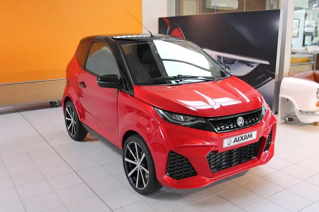 Nowe Aixam AMBITION GTO 2026 Czerwony Hatchback