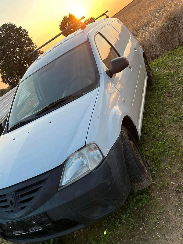 Gebraucht 2009 Dacia Logan Limousine | 700 € (Superpreis) - Bild 1/4