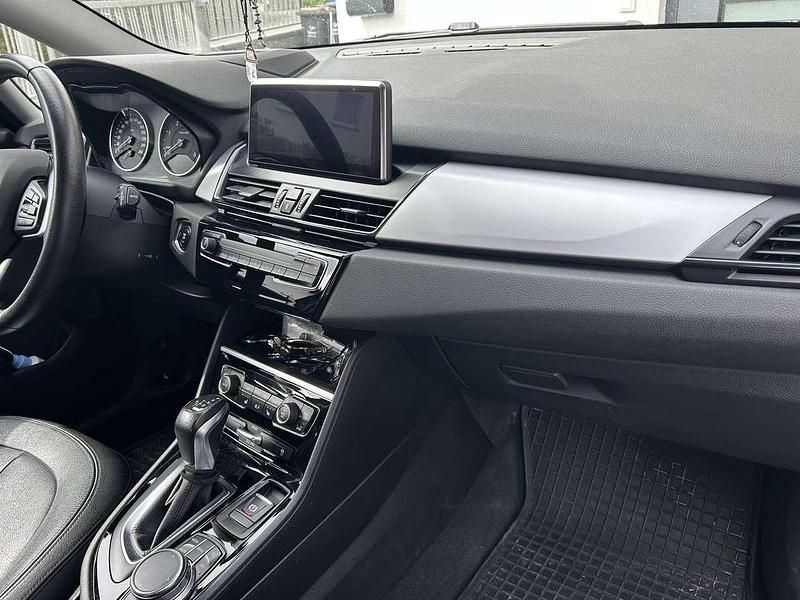 Gebraucht BMW 218 150 PS (110 kW) 2016 Schwarz Kombi