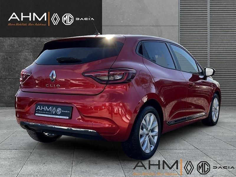 Gebraucht Renault Clio IV 101 PS (74 kW) 2019 Rot Limousine