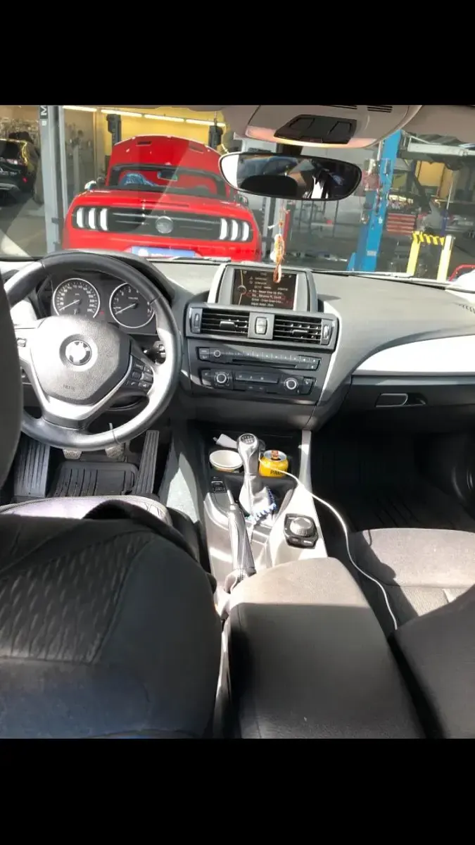 Gebraucht BMW 116 136 PS (100 kW) 2014 Schwarz Kleinwagen