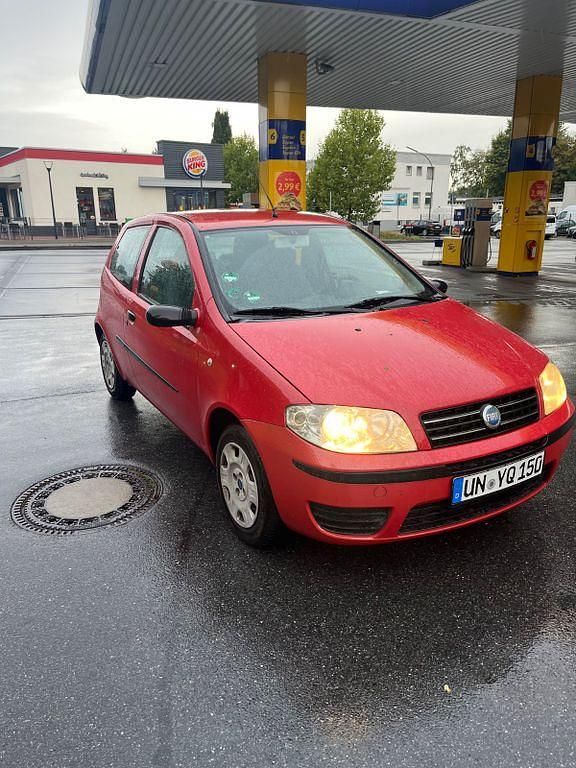 Rot Gebraucht 2005 Fiat Punto Active Kleinwagen | 640 € (Guter Preis) - Bild 1/4