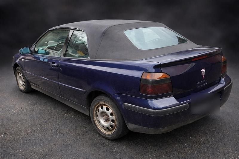 Gebraucht VW Golf Cabriolet 90 PS (66 kW) 2002 Blau Cabrio