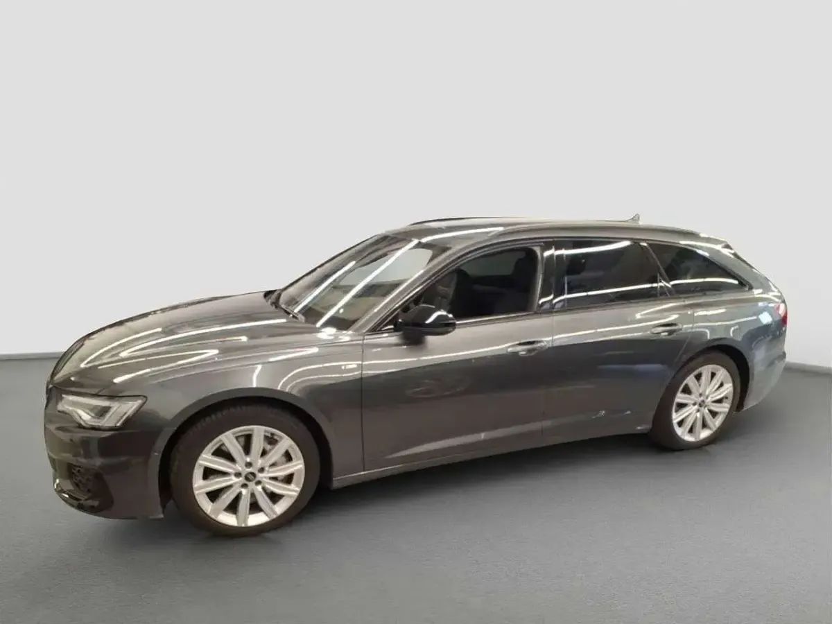 Gebraucht Audi A6 Design 265 PS (194 kW) 2025 Daytonagrau perleffekt Kombi