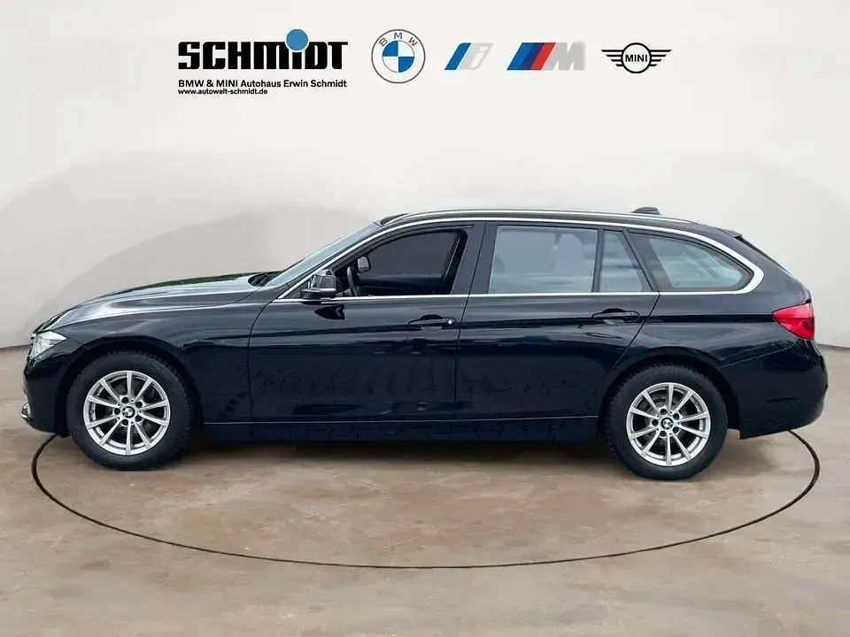 Gebraucht BMW 320 Advantage 190 PS (139 kW) 2017 Schwarz Kombi