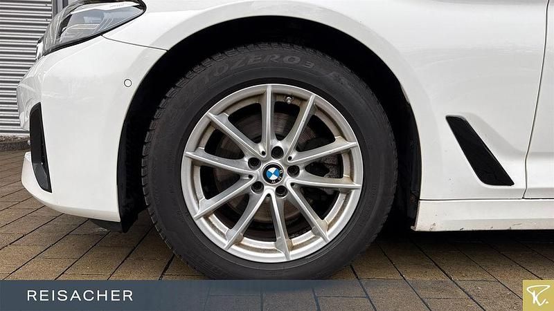 Gebraucht BMW 520 Efficient Dynamics 190 PS (139 kW) 2022 Alpinweiß uni Kombi
