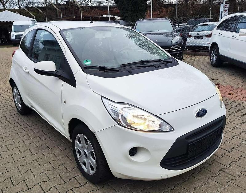 Crystalweiß Gebraucht 2015 Ford Ka Trend Kleinwagen | 2.999 € (Guter Preis) - Bild 1/4