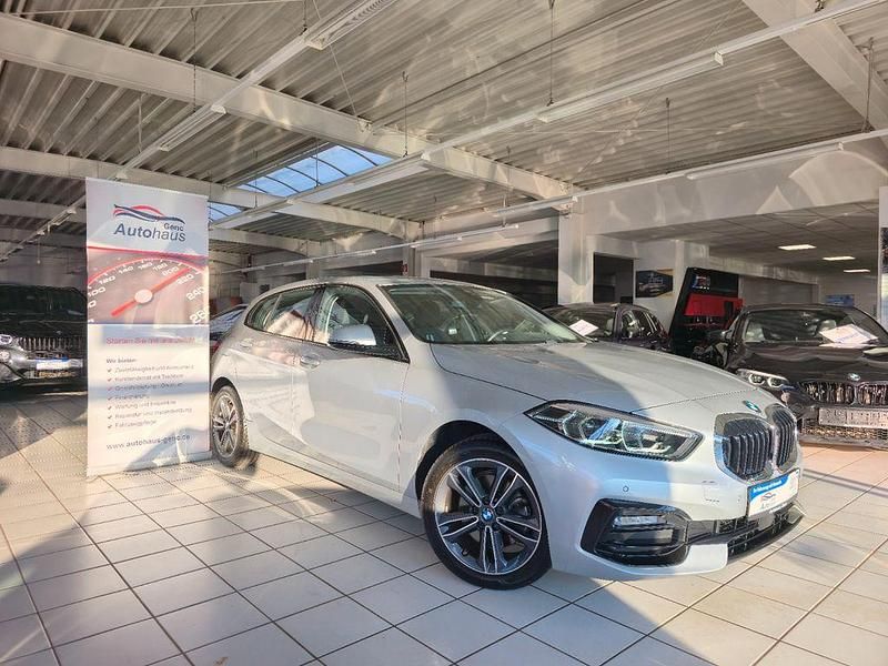 Gebraucht BMW 118 Sport Line 140 PS (102 kW) 2020 Silber Kleinwagen