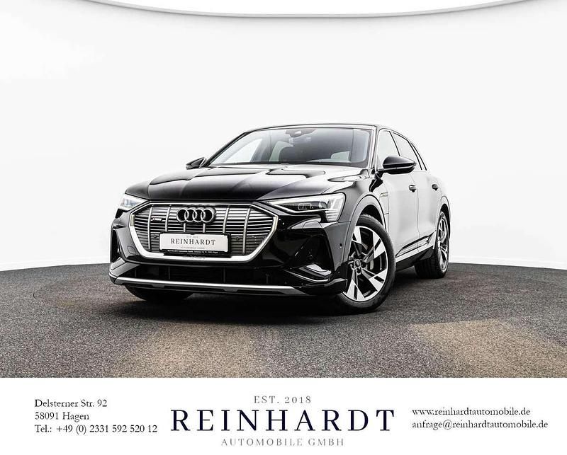 Brillantschwarz Gebraucht 2022 Audi e-tron S-Line SUV | 31.765 € (Guter Preis) - Bild 1/1