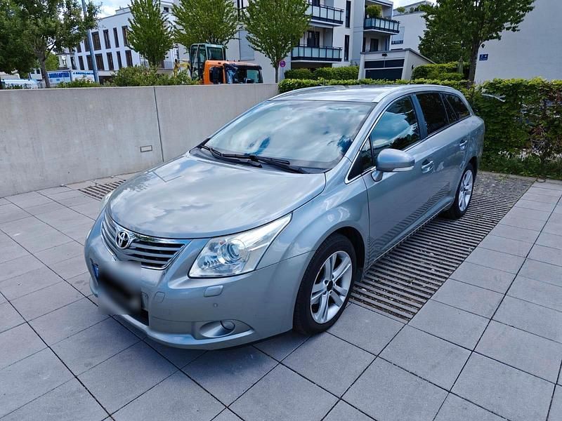 Gebraucht Toyota Avensis 126 PS (92 kW) 2009 Kombi