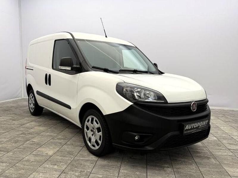 Gebraucht Fiat Doblò 150 PS (110 kW) 2022 Weiß Van / Kleinbus