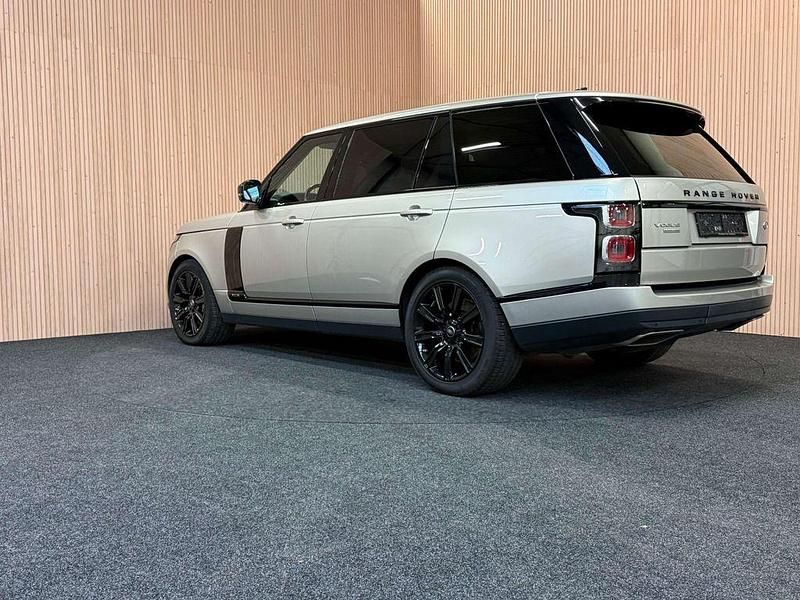 Gebraucht Land Rover Range Rover Vogue 525 PS (386 kW) 2019 Gold SUV