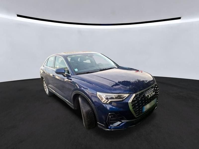 Gebraucht Audi Q3 Basis 150 PS (110 kW) 2022 Blau SUV