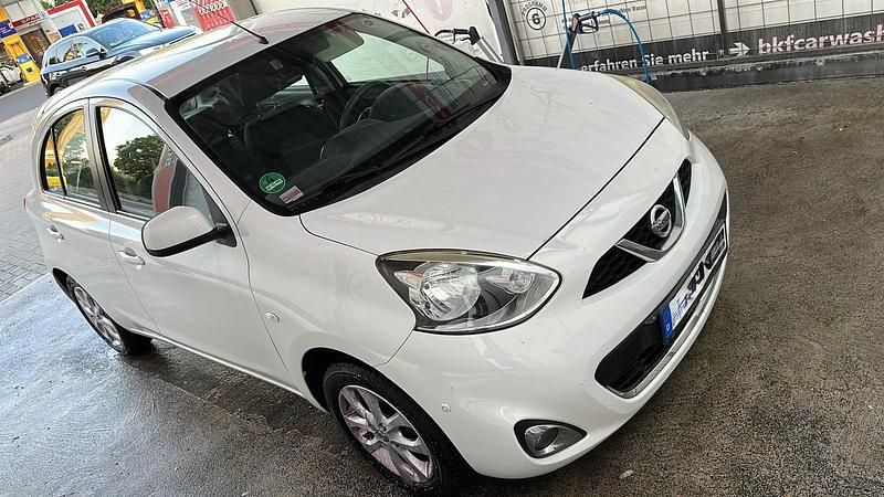 Weiß Gebraucht 2014 Nissan Micra Acenta Kleinwagen | 7.600 € (Teuer) - Bild 1/1