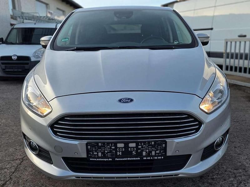 Second-hand Ford S-MAX S 150 CP (110 kW) 2019 Argintiu Monovolum