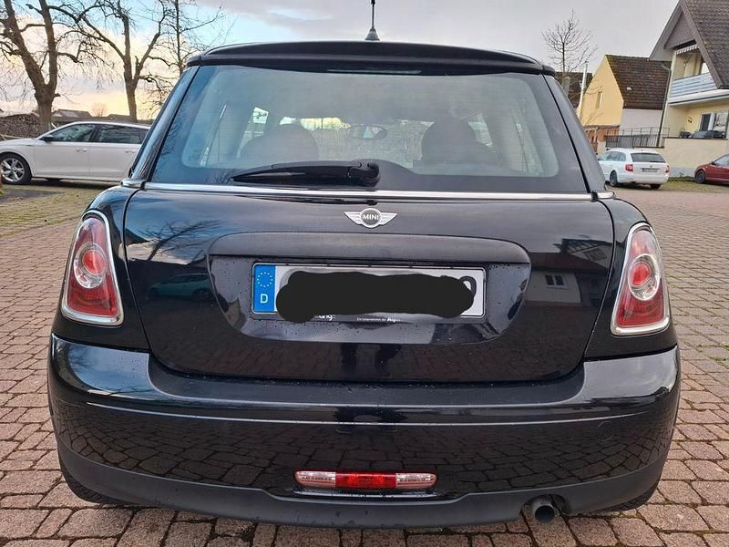 Gebraucht Mini ONE 75 PS (55 kW) 2013 Schwarz Kleinwagen