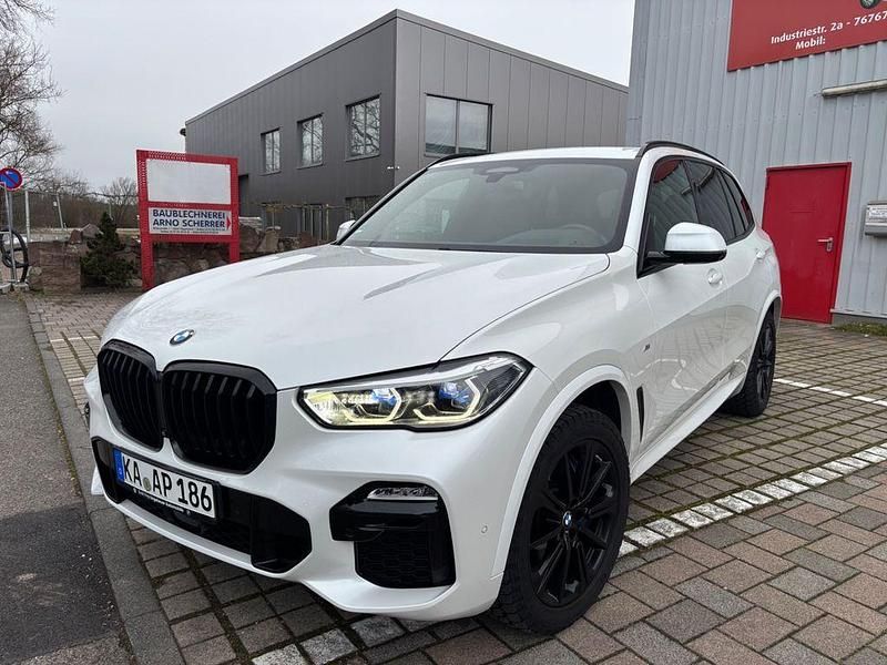 Gebraucht BMW X5 M Sport 340 PS (250 kW) 2021 Weiß SUV