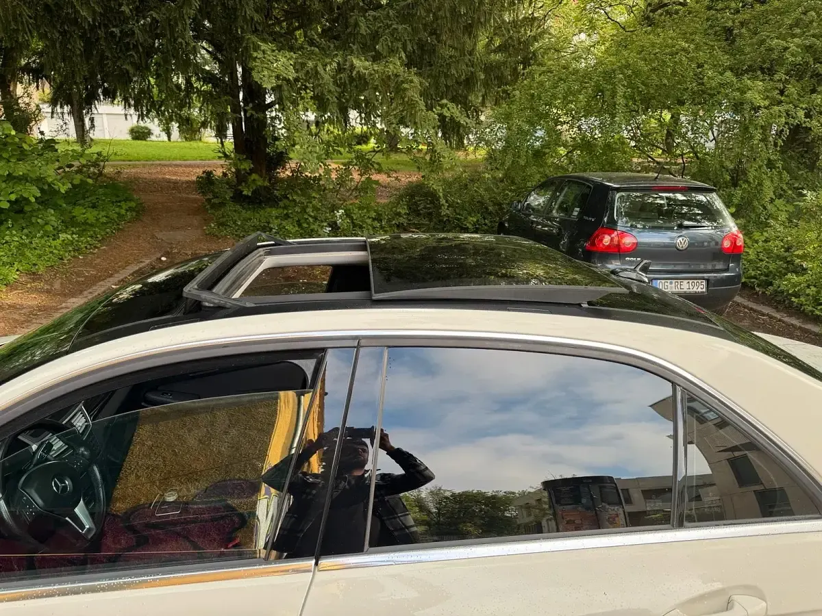 Gebraucht Mercedes E220 170 PS (125 kW) 2012 Weiß Limousine