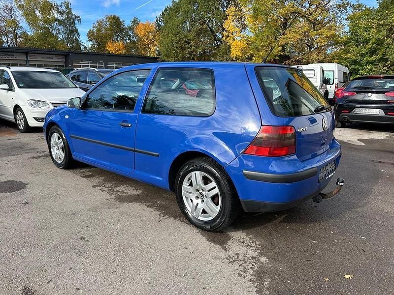 Gebraucht VW Golf IV 75 PS (55 kW) 2001 Blau