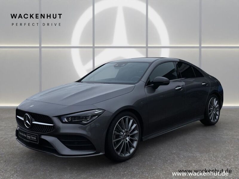 Grau Gebraucht 2023 Mercedes CLA220 AMG Limousine | 41.240 € (Fairer Preis) - Bild 1/4