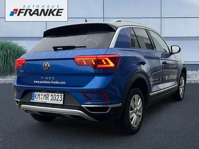 Gebraucht VW T-Roc IQ Drive 150 PS (110 kW) 2025 Ravennablau,pure white SUV