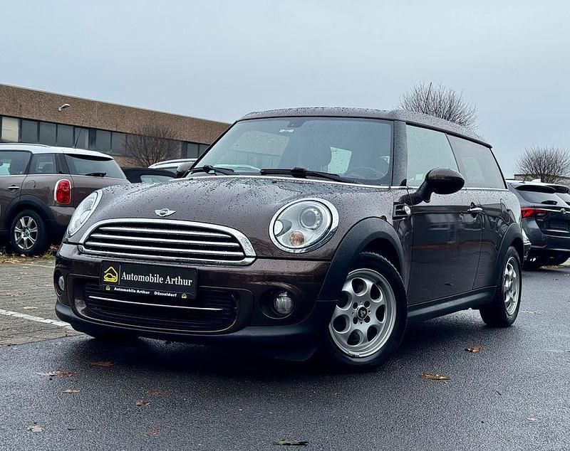 Braun Gebraucht 2011 Mini Cooper Clubman Kombi | 6.990 € (Fairer Preis) - Bild 1/4