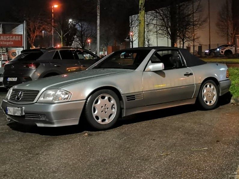 Silber Gebraucht 1994 Mercedes SL280 Cabrio | 8.900 € - Bild 1/4