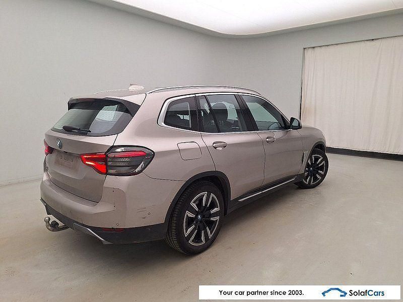 Gebraucht BMW iX3 210 kW (286 PS) 2021 Silber SUV