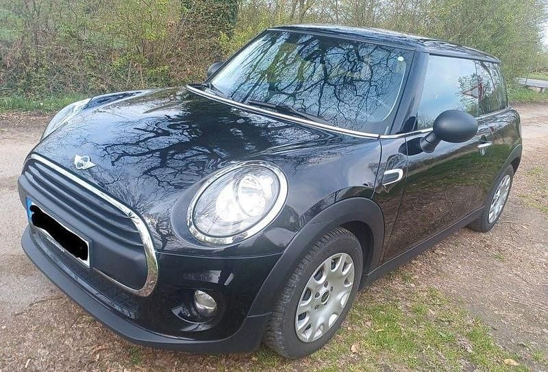 Second-hand Mini One D 95 CP (69 kW) 2015 Negru Hatchback