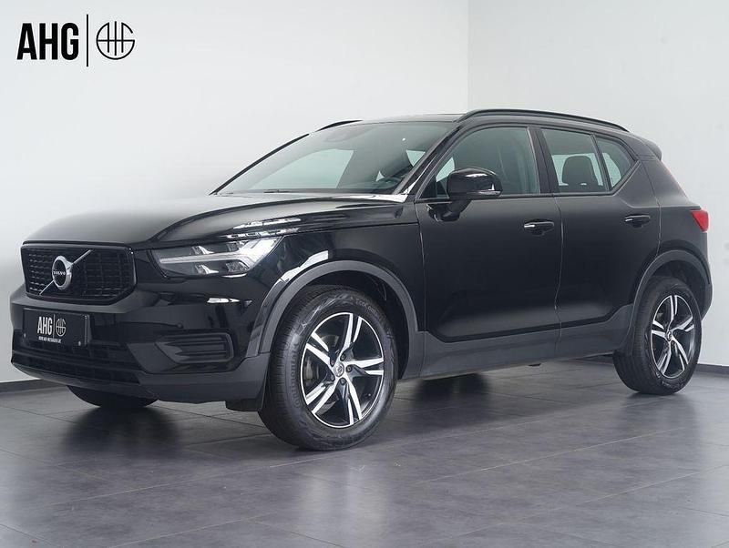 Schwarz Gebraucht 2020 Volvo XC40 R-Design SUV | 28.790 € (Etwas zu teuer) - Bild 1/4