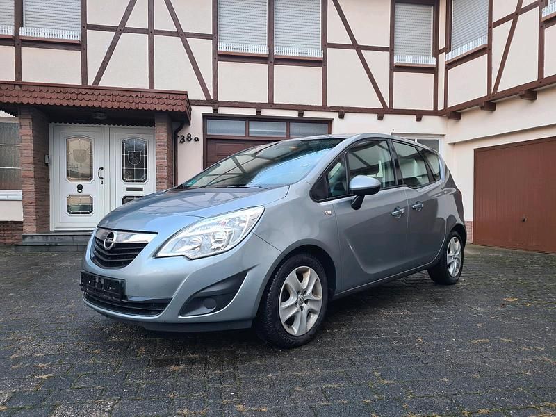 Grau Gebraucht 2010 Opel Meriva Van / Kleinbus | 1.700 € (Superpreis) - Bild 1/4