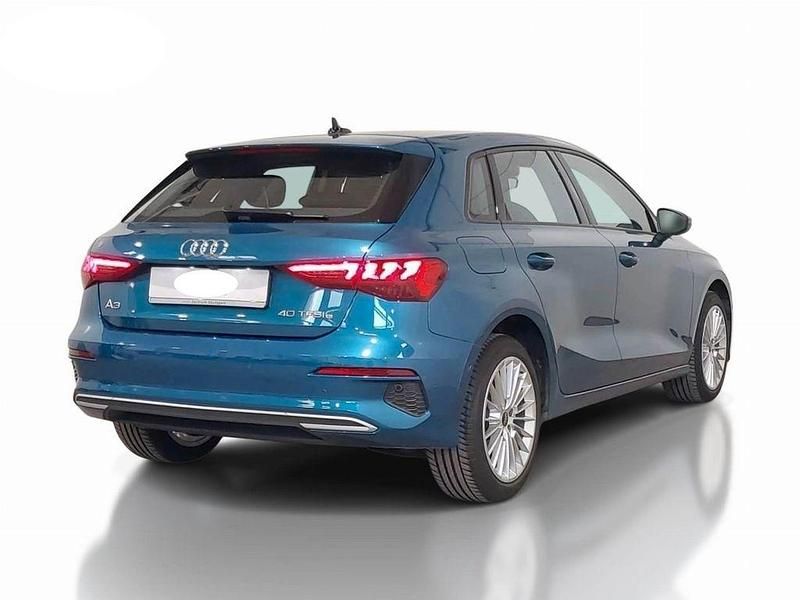 Gebraucht Audi A3 Sport 204 PS (150 kW) 2023 Blau Limousine