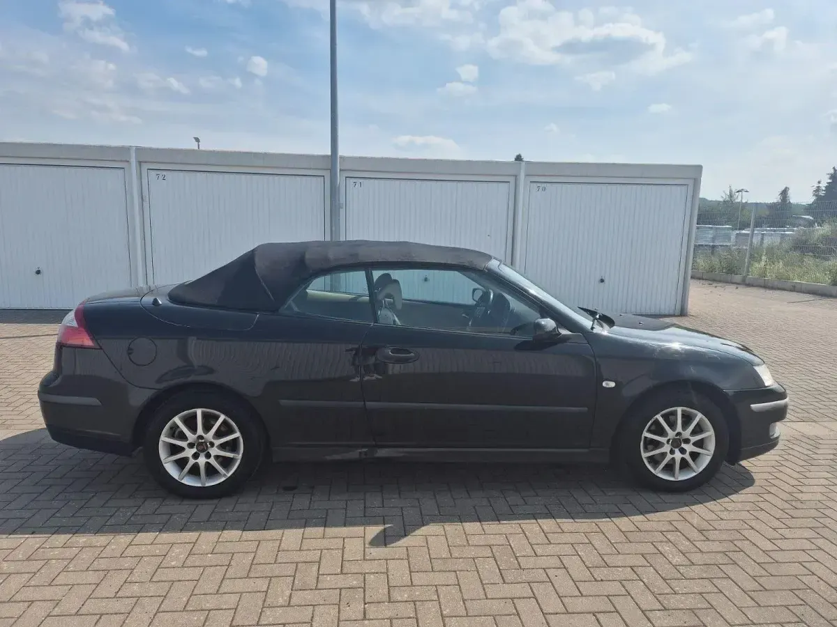 Occasion Saab 9-3 Cabriolet Vector 150 ch (110 kW) 2006 Noir Cabriolet
