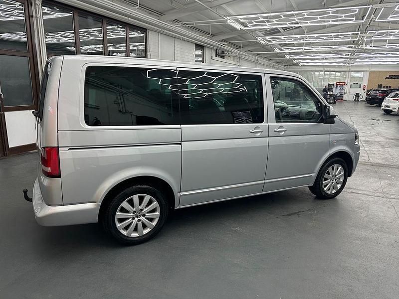 Gebraucht VW Transporter Highline 179 PS (131 kW) 2010 Silber Van