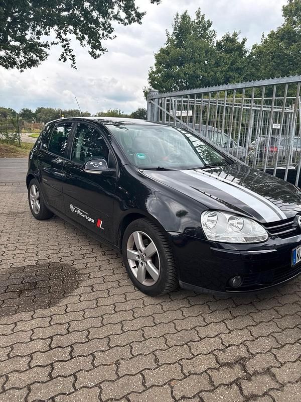 Schwarz Gebraucht 2008 VW Golf V Kombi | 2.600 € (Fairer Preis) - Bild 1/4