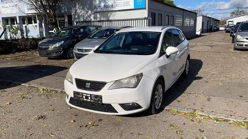 Weiß Gebraucht 2012 Seat Ibiza Style Limousine | 2.200 € (Fairer Preis) - Bild 1/4