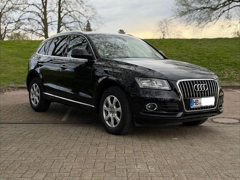 Second-hand Audi Q5 163 CP (119 kW) 2015 Negru SUV