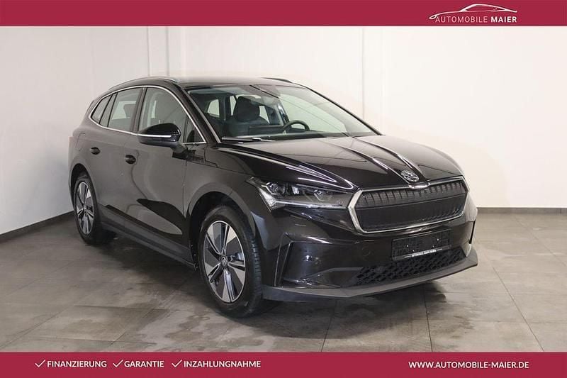 Gebraucht Skoda Enyaq iV Loft 131 kW (179 PS) 2021 Schwarzmagic perleffekt SUV