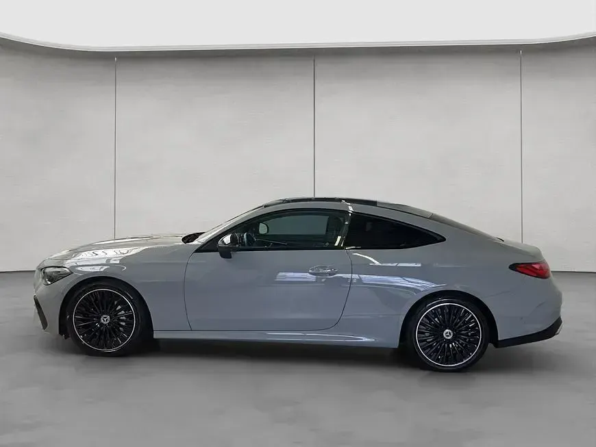 Gebraucht Mercedes CLE220 AMG 197 PS (144 kW) 2025 Grau Coupé