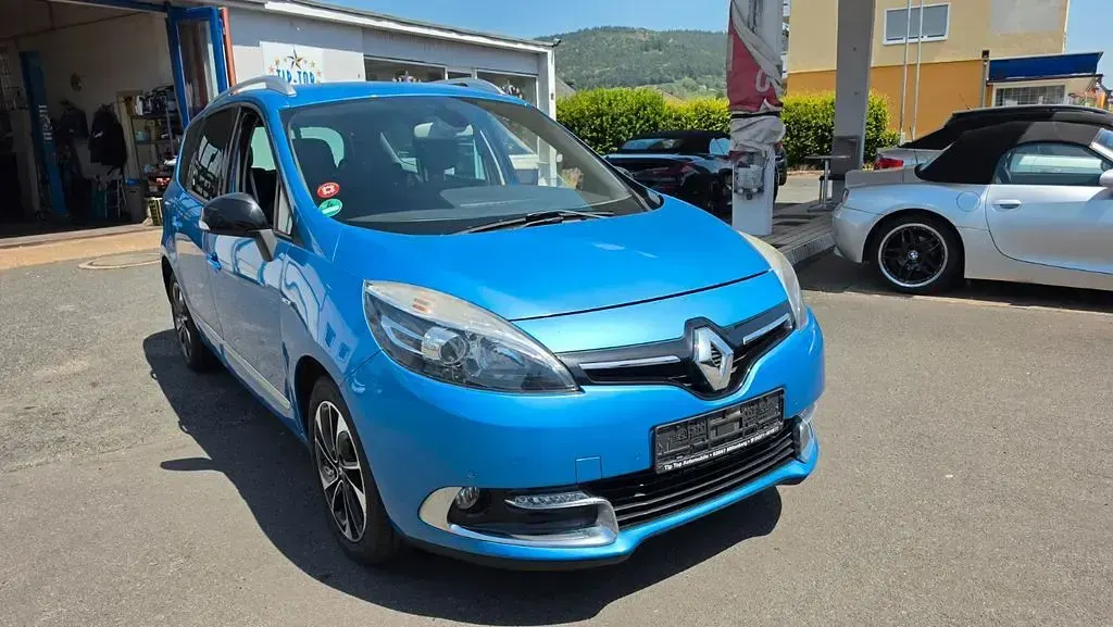 Gebraucht Renault Scenic E-Tech Bose Edition 132 PS (97 kW) 2016 Blau Van / Kleinbus