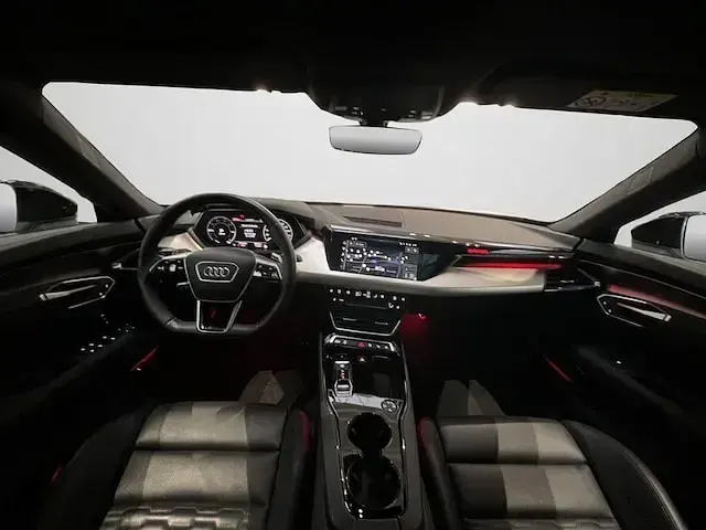 Gebraucht Audi e-tron GT quattro Premium 439 kW (598 PS) 2022 Ibisweiß Limousine
