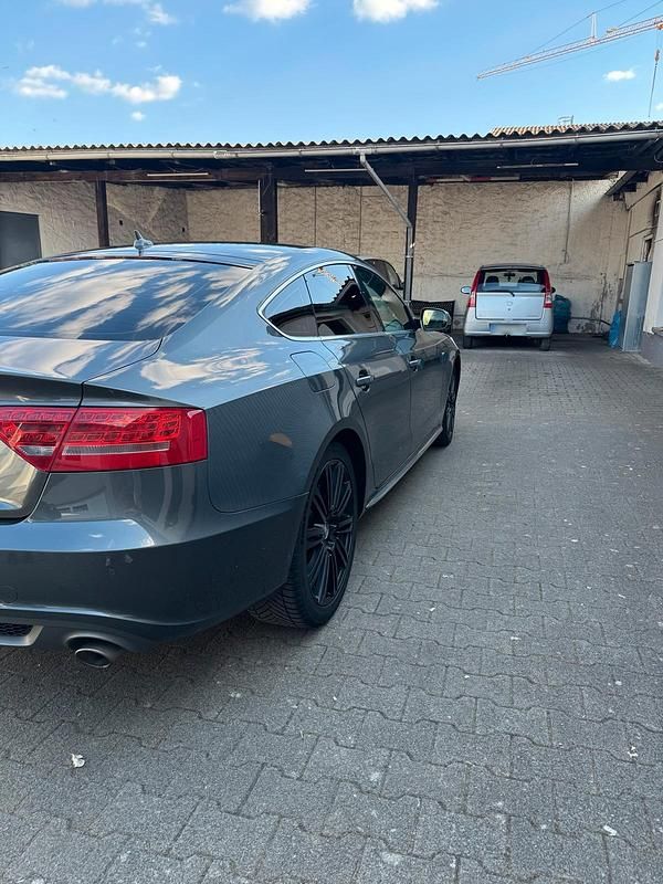 Gebraucht Audi A5 Sportback 239 PS (175 kW) 2010 Grau Kleinwagen