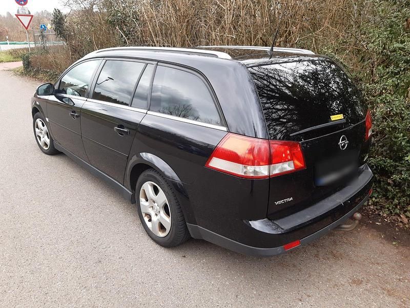 Gebraucht Opel Vectra 155 PS (114 kW) 2008 Schwarz Kombi