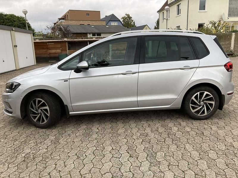 Gebraucht VW Golf Join 116 PS (85 kW) 2018 Silber SUV