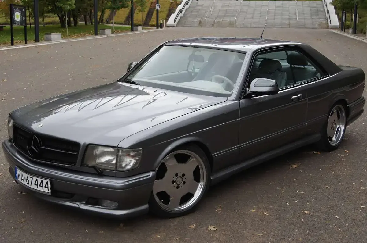 Gebraucht Mercedes 500 252 PS (185 kW) 1987 Grau Coupé